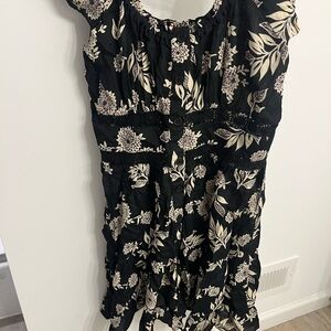 Angie Elegant Black and Cream Patterned Dress